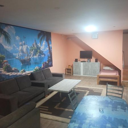 Red Apartman Trebinje Eksteriør bilde