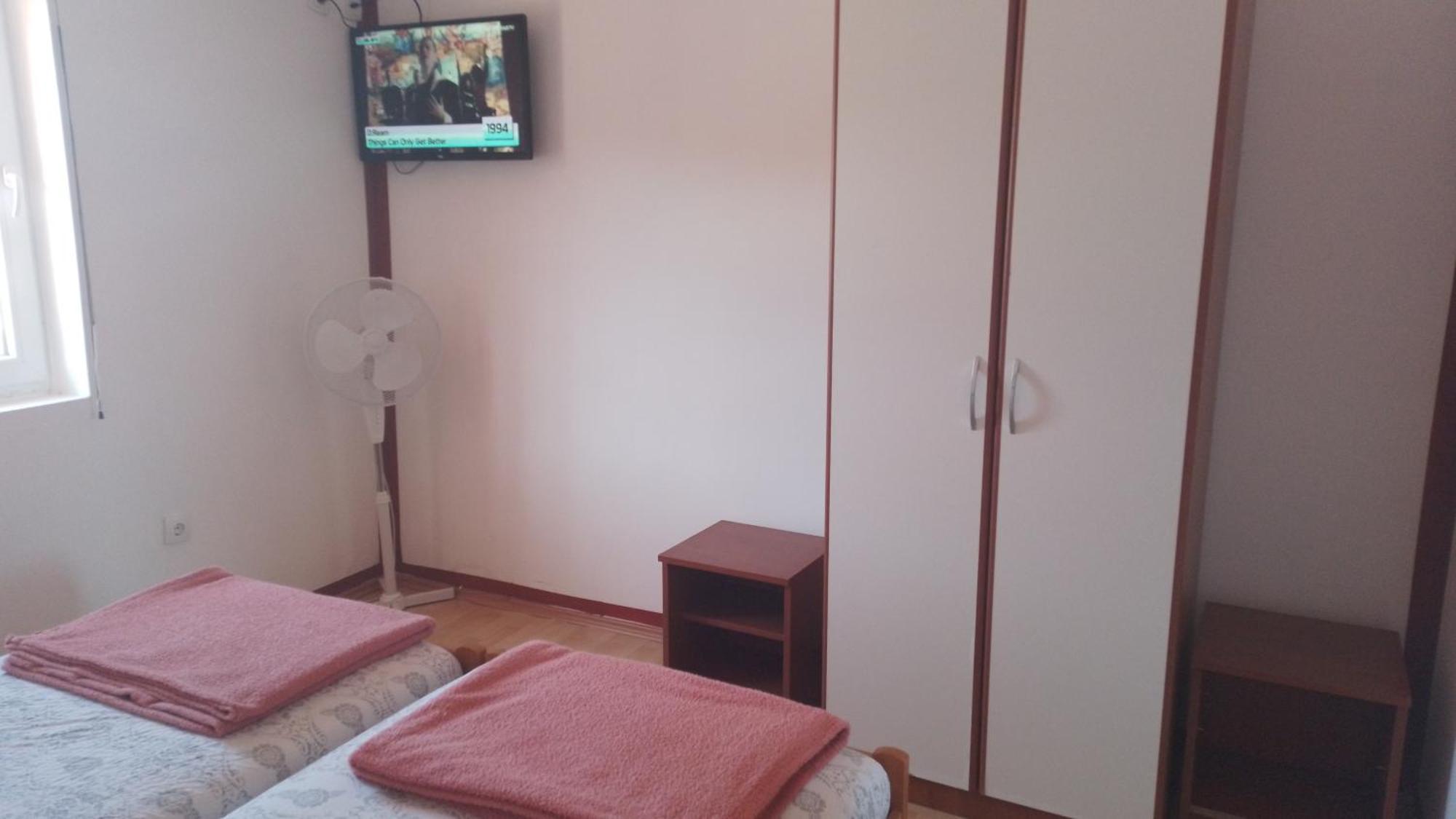Red Apartman Trebinje Eksteriør bilde